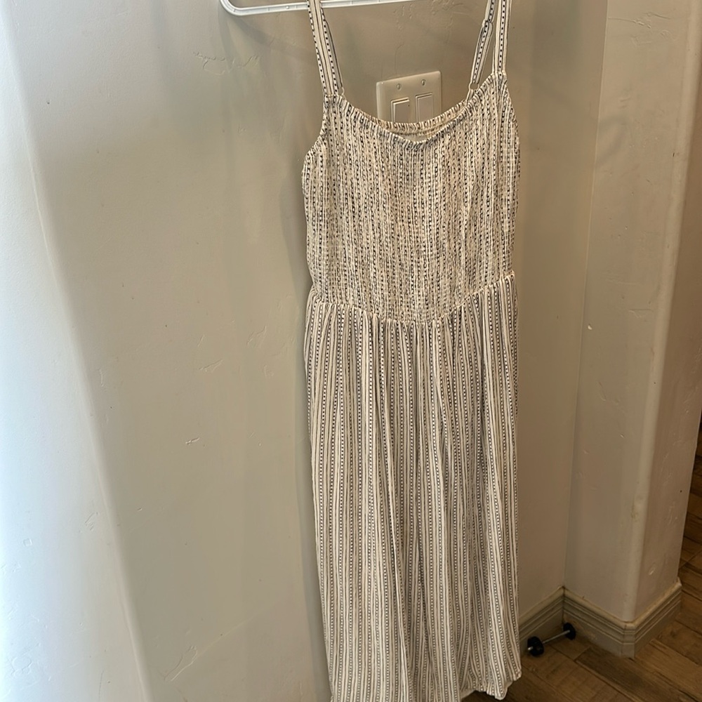 Old Navy dress